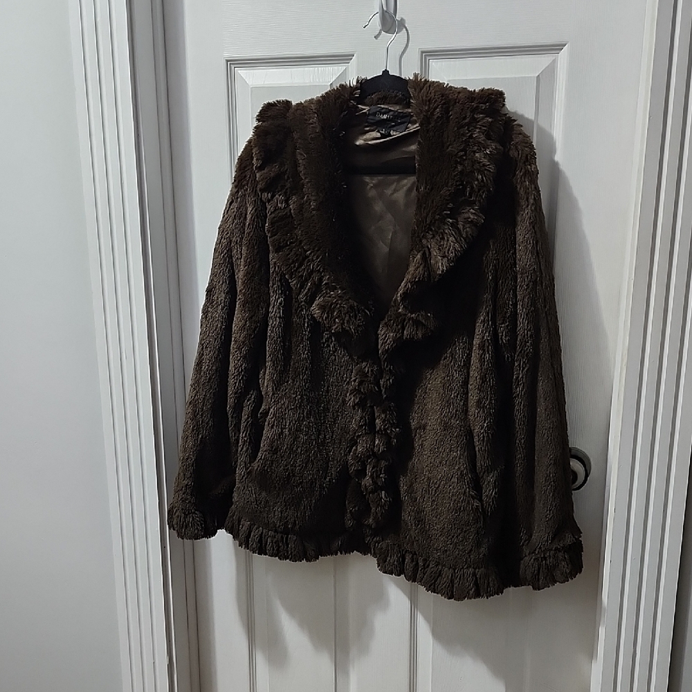 Mob Wife Faux Fur Brown Coat Jacket Damselle New York Size Large Ruffled